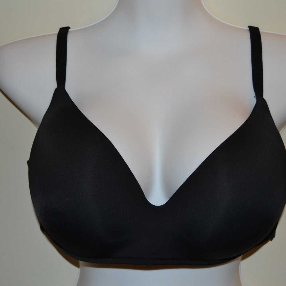 Victoria's Secret 38D T-shirt lightly lined wireless lace back black bra EUC